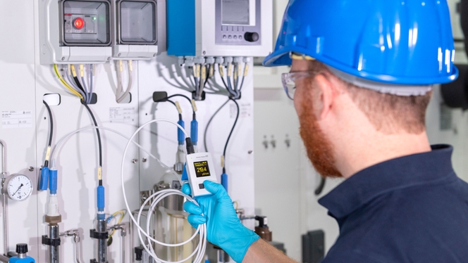 Measurement of pH in a lab
