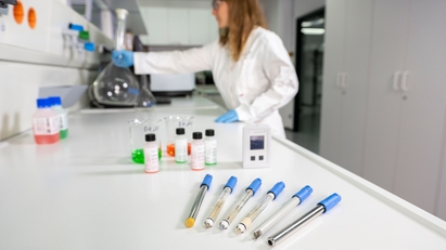 Portable pH meter with electrodes for lab measurment and random sampling in the field