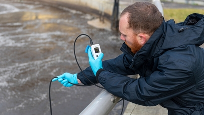 Verification of a do measuring point with portable oxygen meter